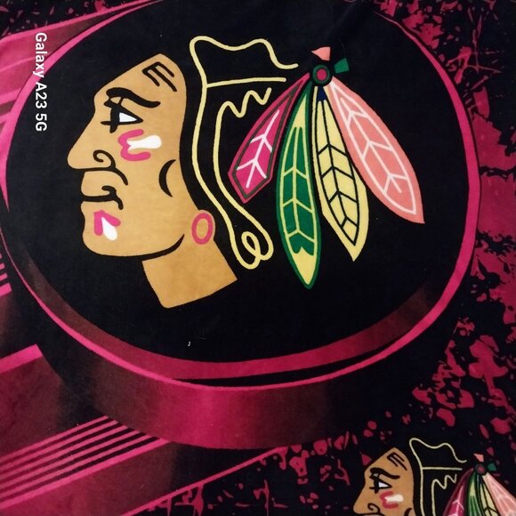 Chicago Blackhawks Fleece Blanket 50" X 60" Cozy core Hockey Sport - Picture 4 of 6